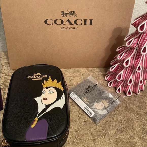 Disney X Coach Eva Phone Crossbody & Card Holder With Evil Queen Motif NWT. - Picture 9 of 12